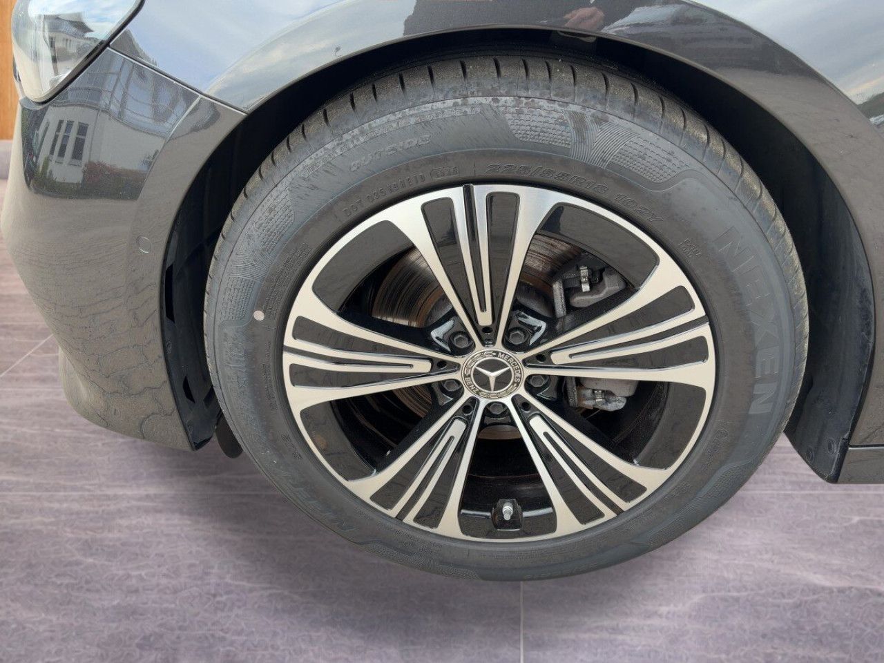 Mercedes-Benz E-Klasse – Bild 11
