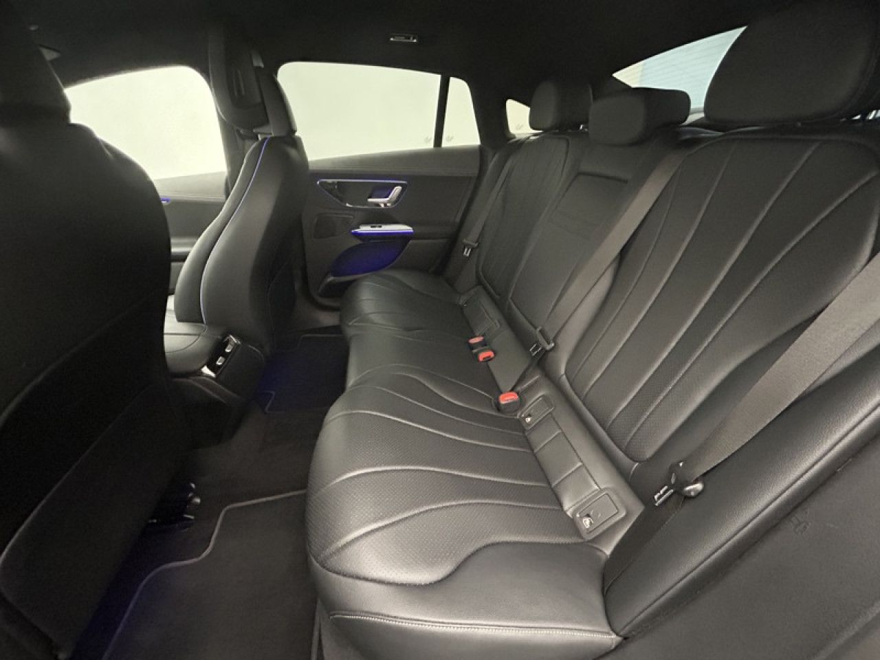 Photo du v&eacute;hicule 14 / 18