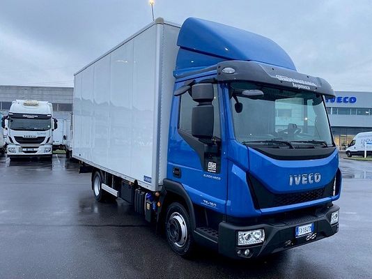 Vehicle image 14 / 14