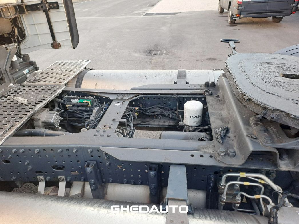 IVECO | TRATTORE STRADALE IVECO S - WAY 460 LNG METANO