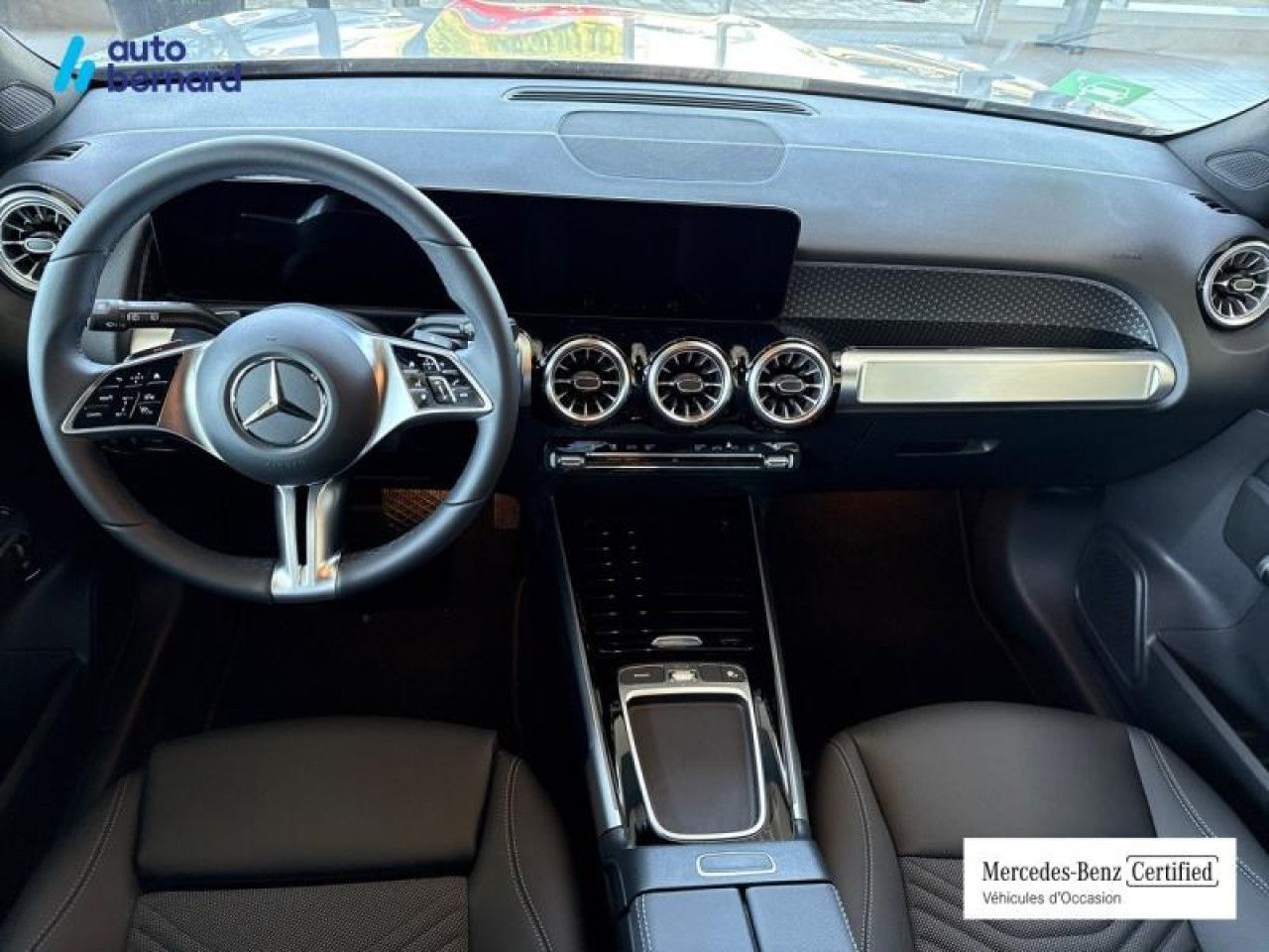 Photo du v&eacute;hicule 8 / 18