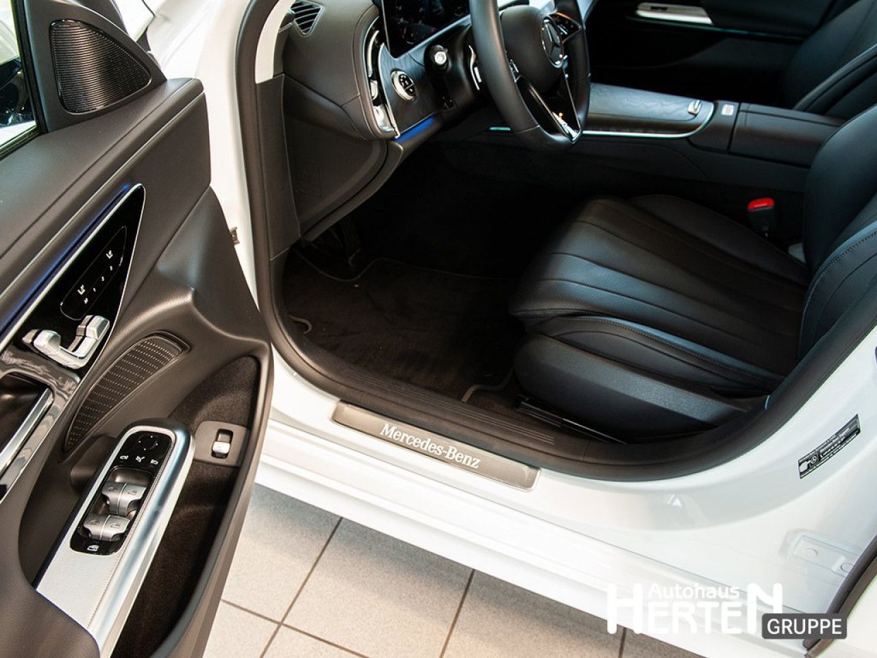 Mercedes-Benz E-Klasse – Bild 13