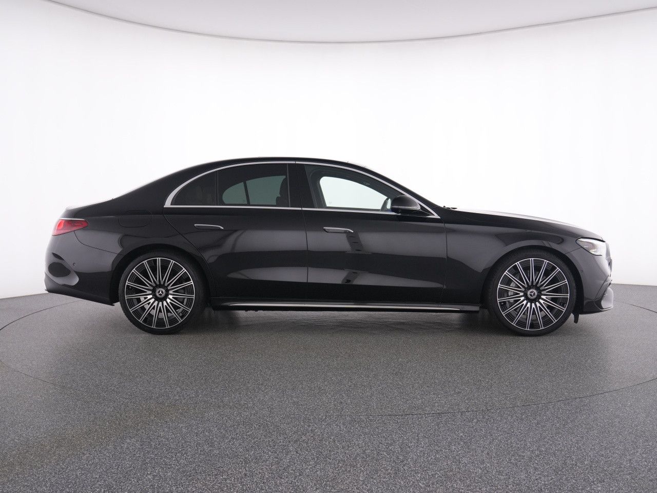Mercedes-Benz E-Klasse – Bild 11