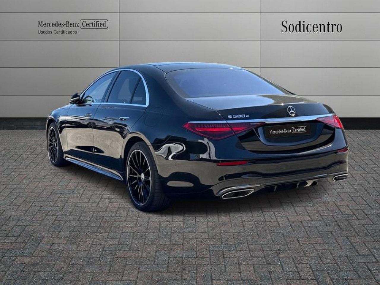 Imagem do ve&iacute;culo 3 / 20