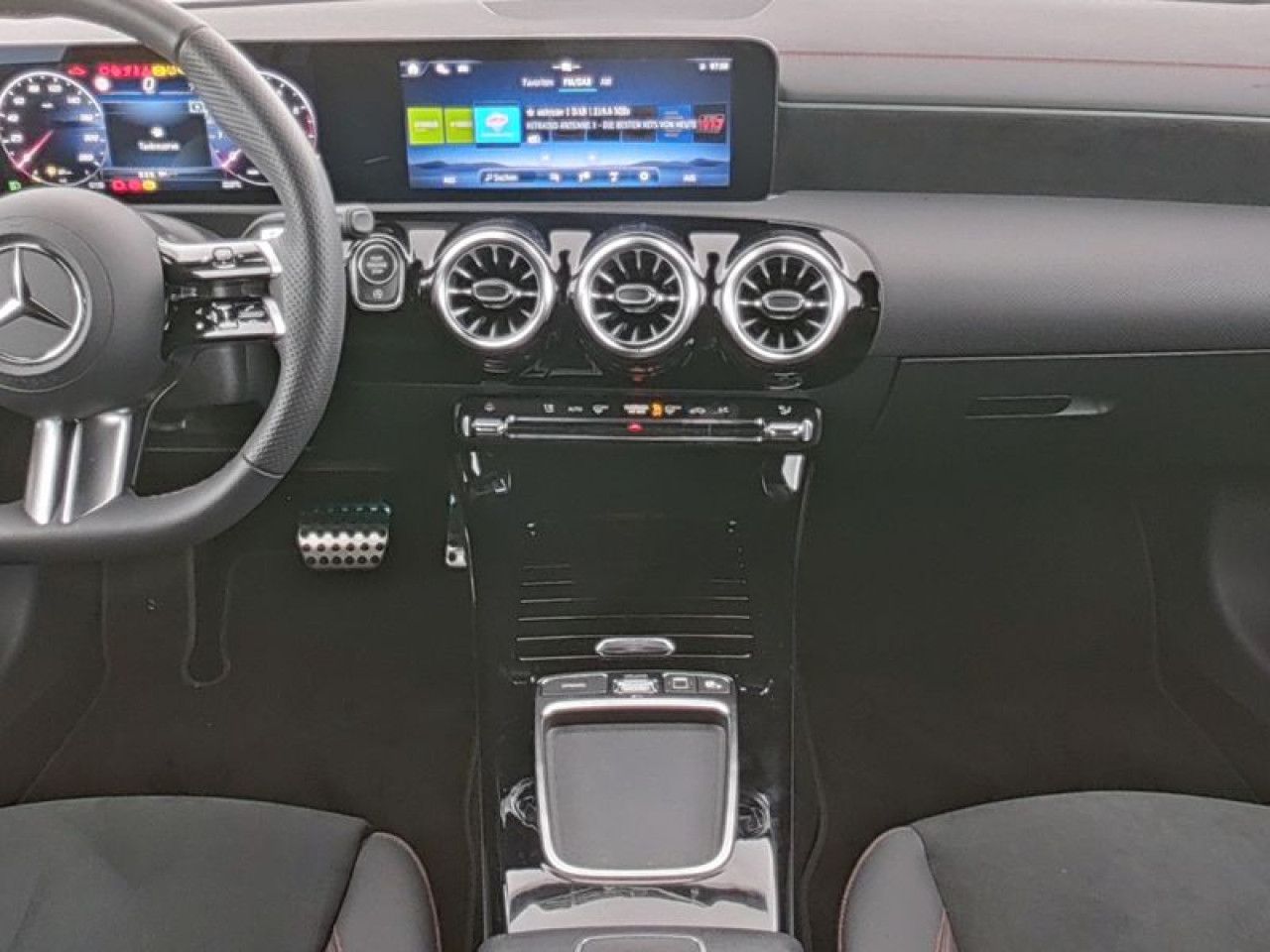 Mercedes-Benz CLA – Bild 4