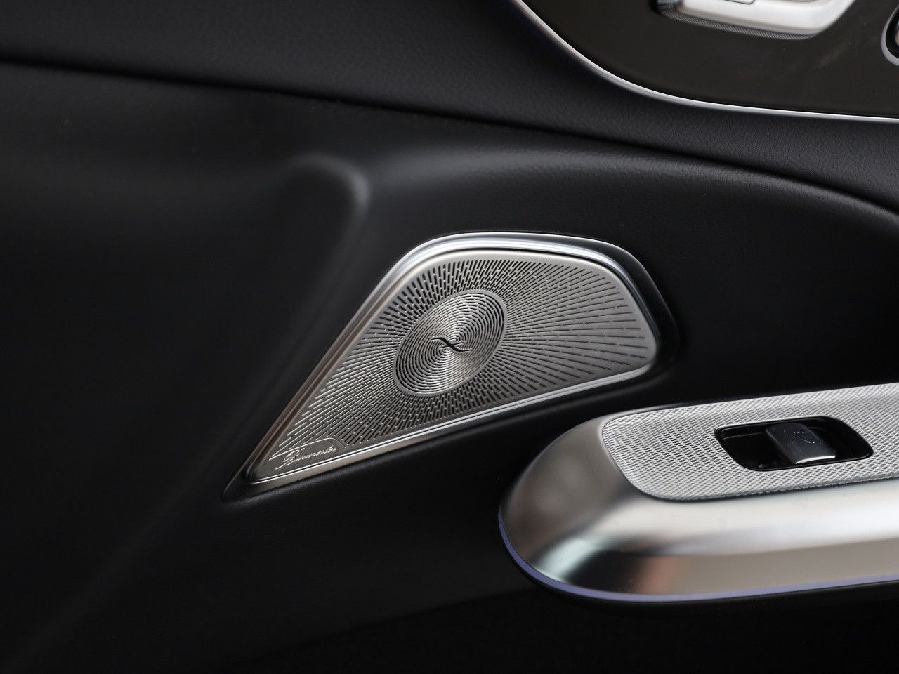 Mercedes-Benz E-Klasse – Bild 20