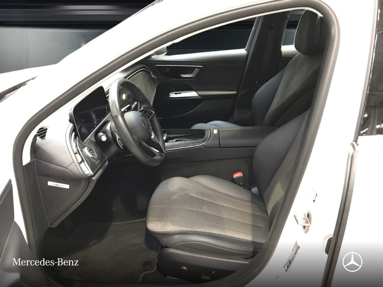 Mercedes-Benz E-Klasse – Bild 9