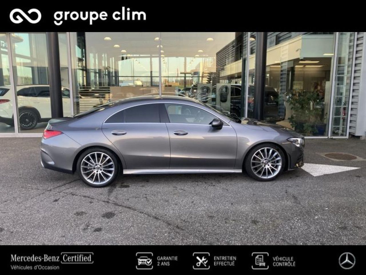 Photo du v&eacute;hicule 3 / 18