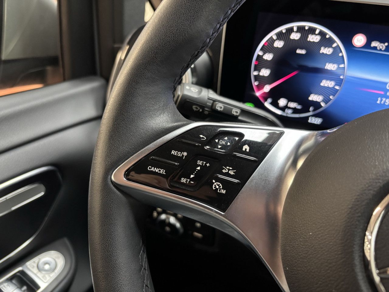 Fahrzeugbild 14 / 26