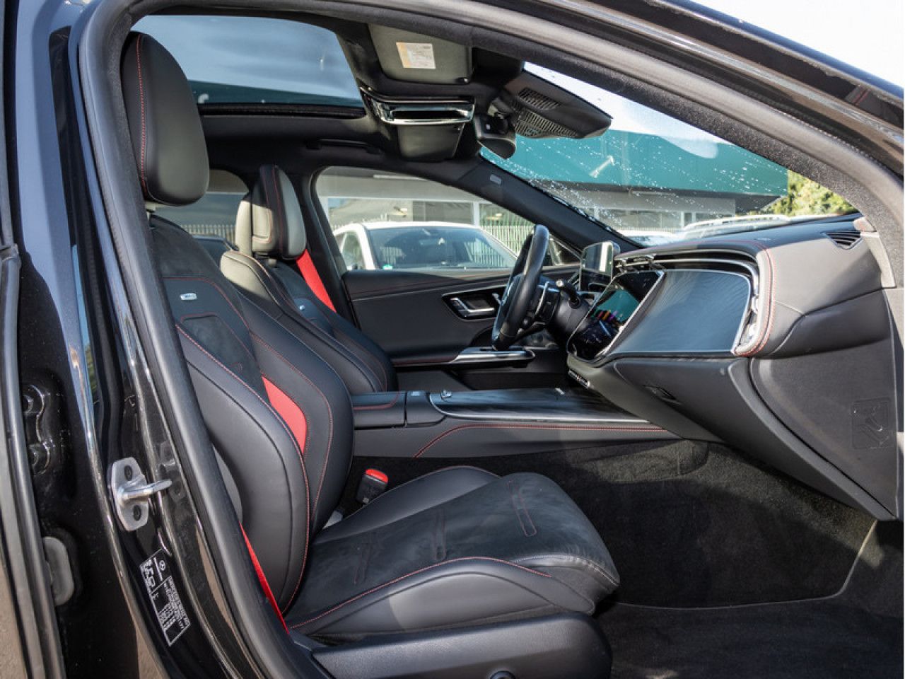 Mercedes-Benz E-Klasse – Bild 8
