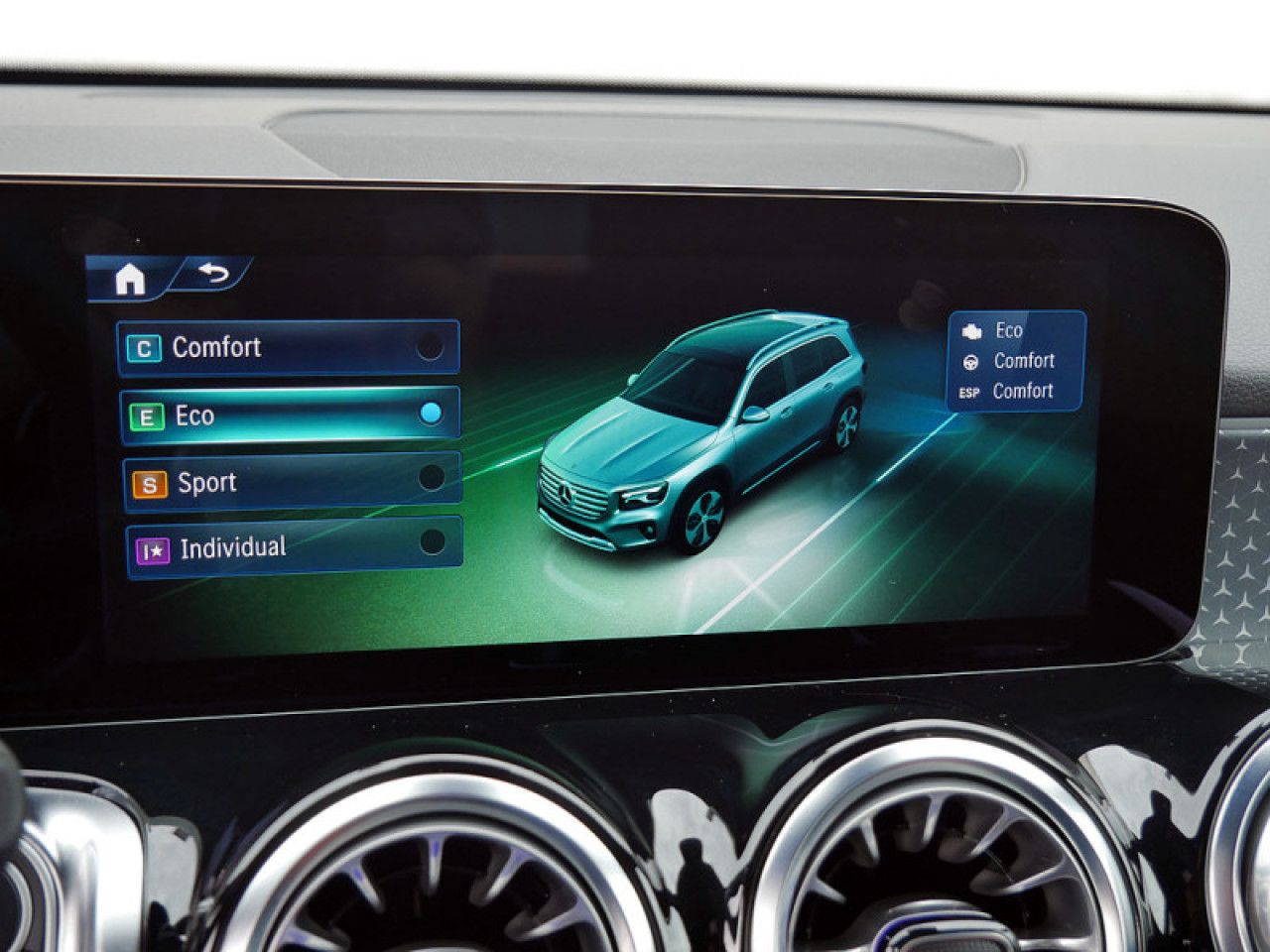 Mercedes-Benz GLB – Bild 19