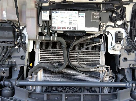 Vehicle image 16 / 17
