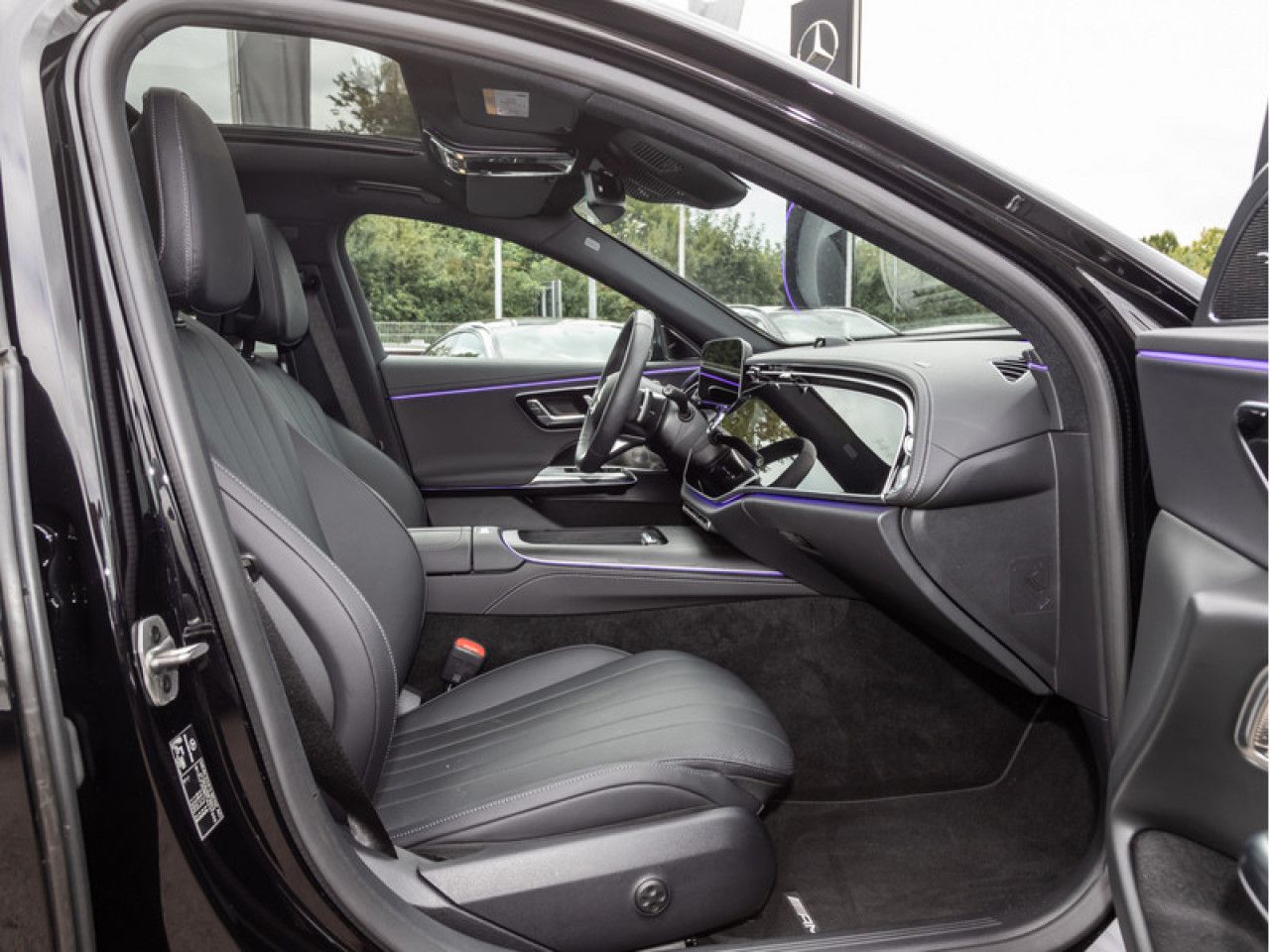 Mercedes-Benz E-Klasse – Bild 8