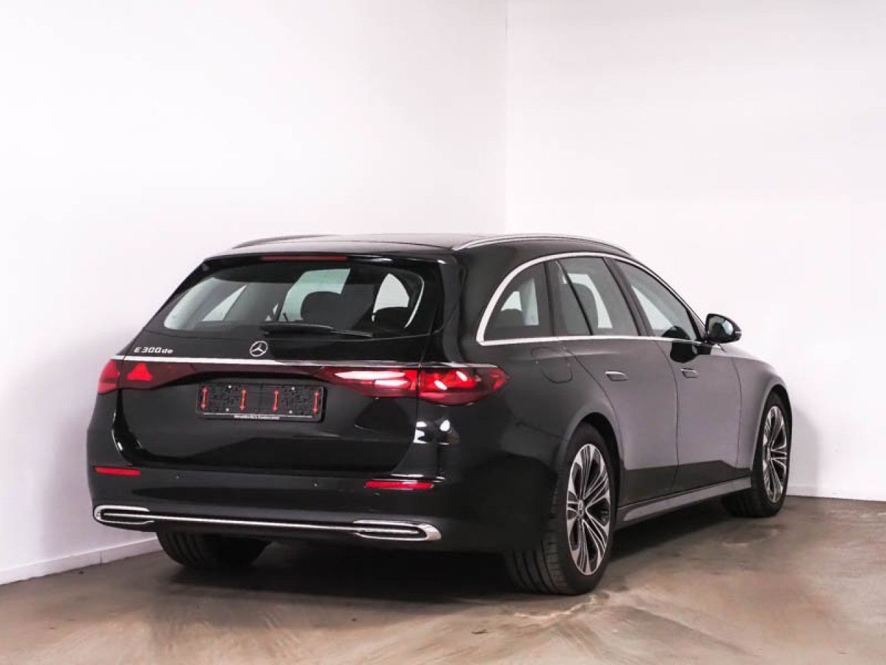 Mercedes-Benz E-Klasse – Bild 2