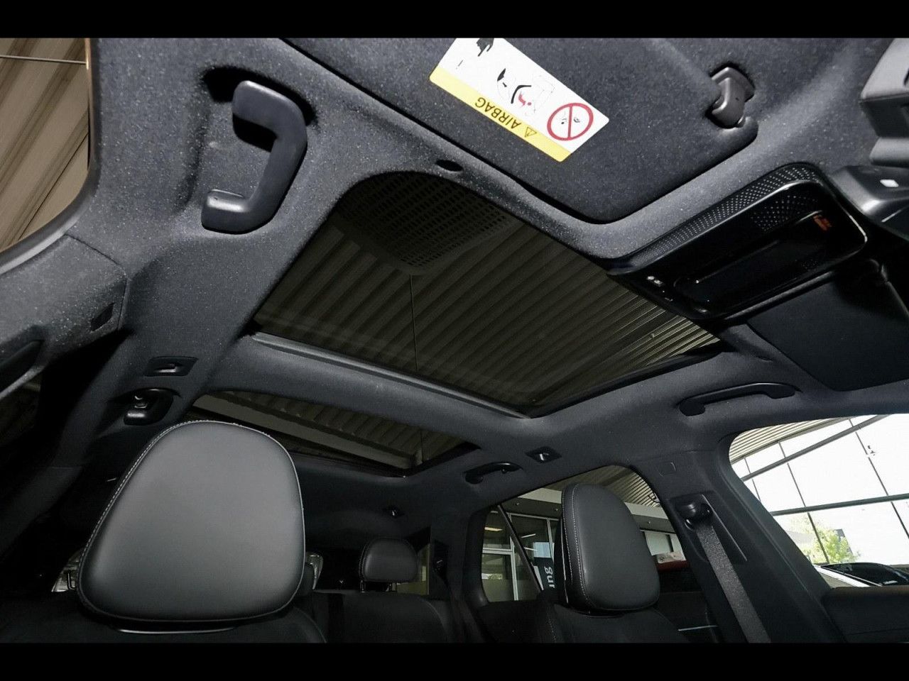 Mercedes-Benz E-Klasse – Bild 7