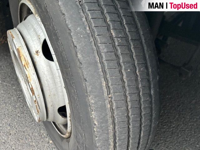 MAN TGL 8.220 4X2 BL Caja 13
