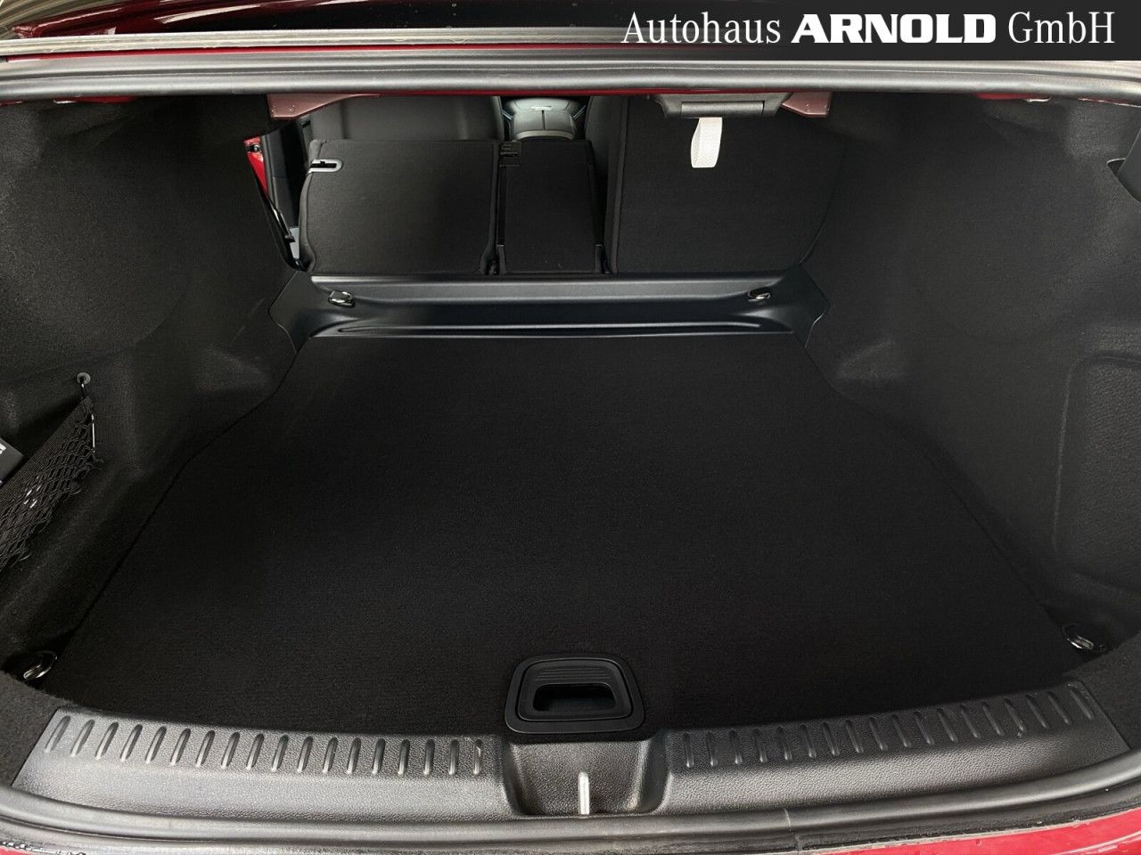 Mercedes-Benz E-Klasse – Bild 11