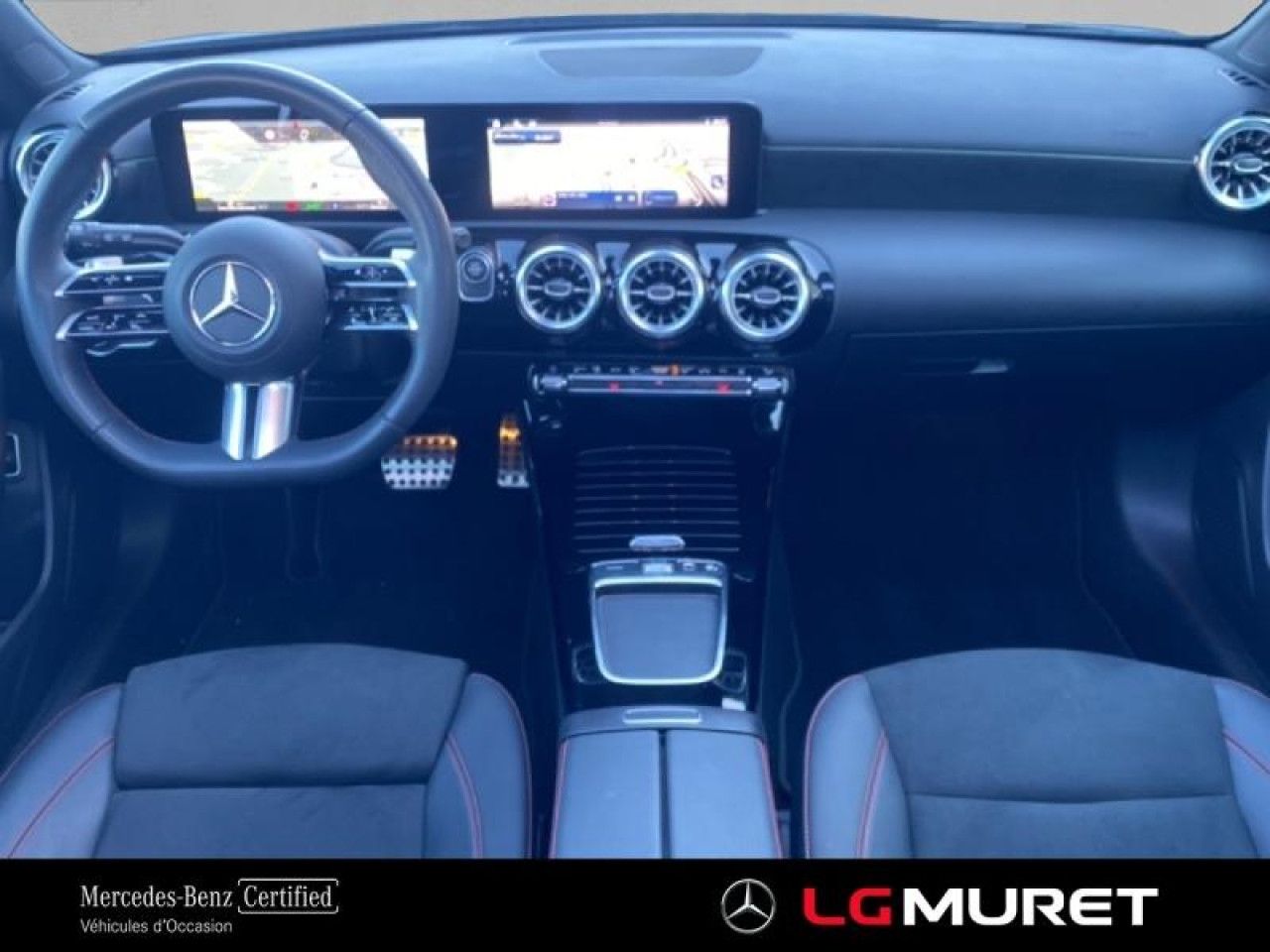 Photo du v&eacute;hicule 9 / 18