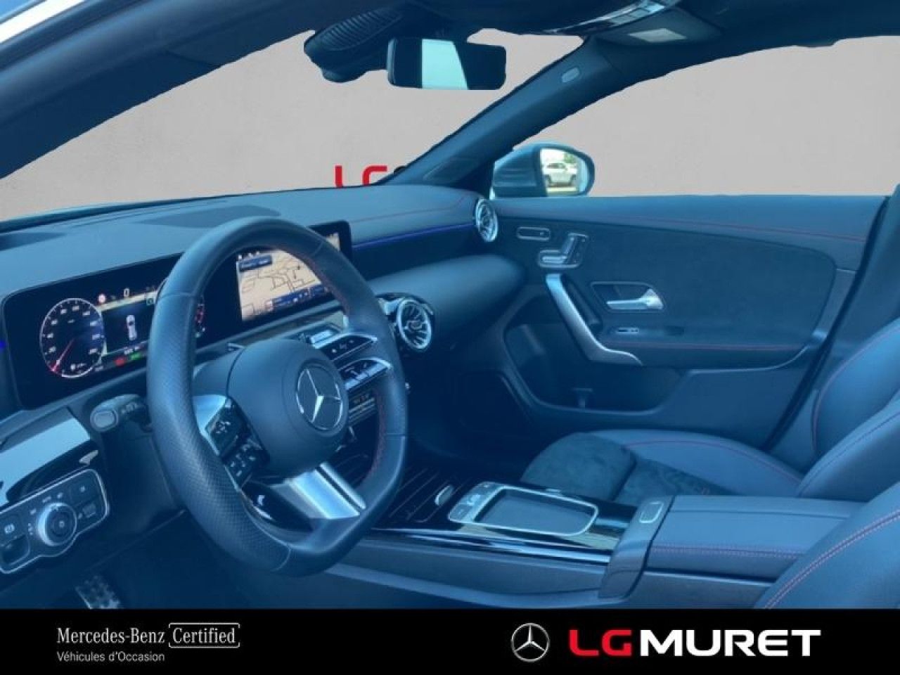 Photo du v&eacute;hicule 10 / 18