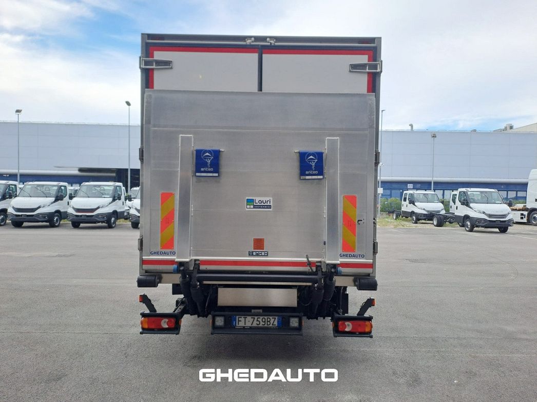 IVECO | EUROCARG0 90 220 CON CELLA ISOTERMICA E SPONDA CAR