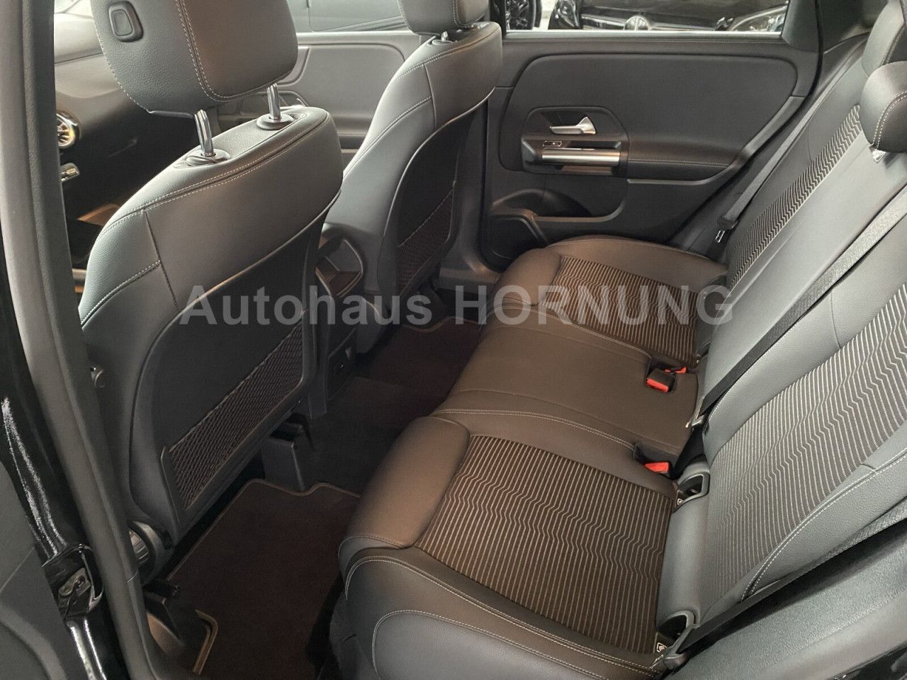 Fahrzeugbild 8 / 19