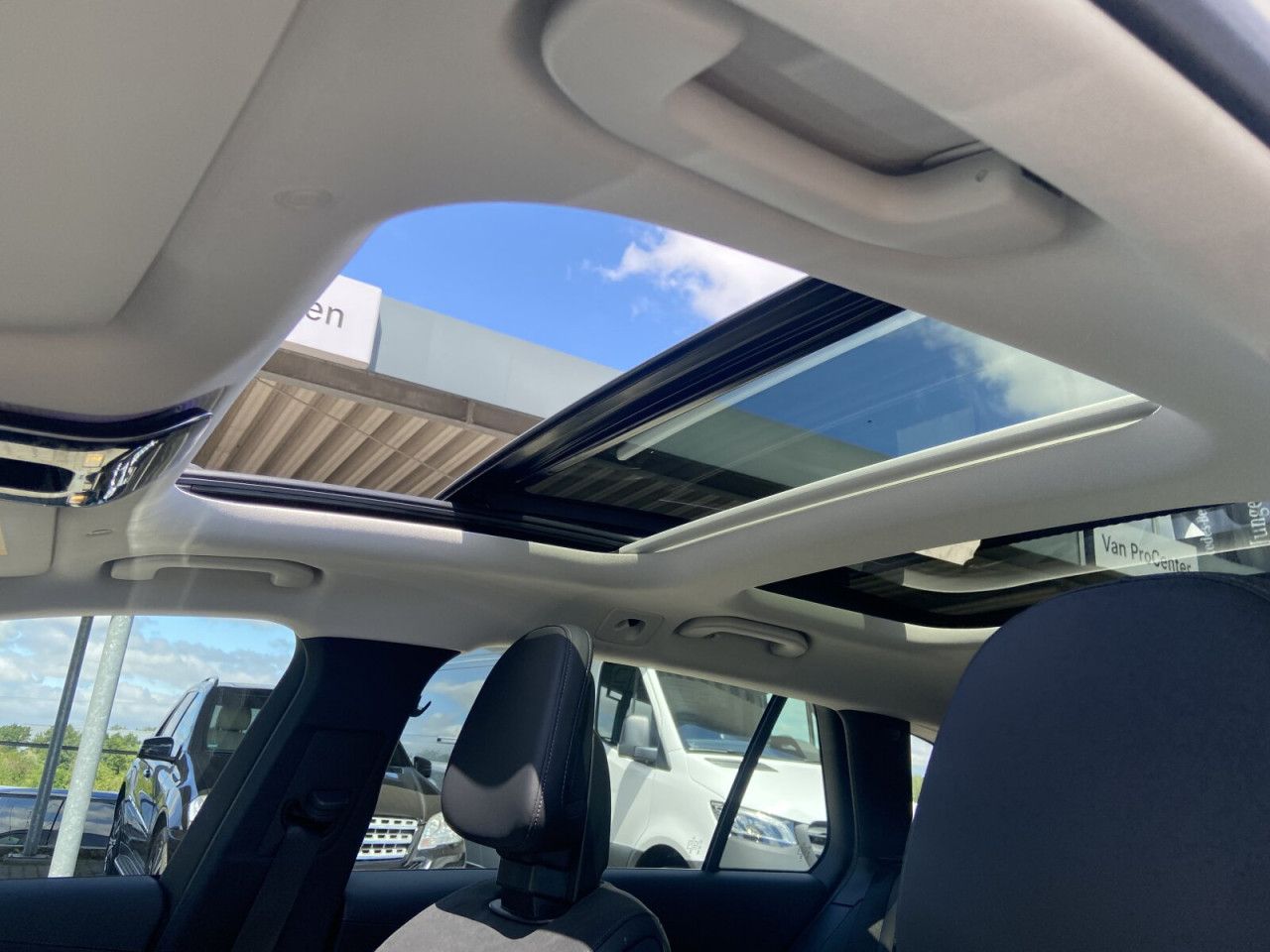 Mercedes-Benz C-Klasse – Bild 18