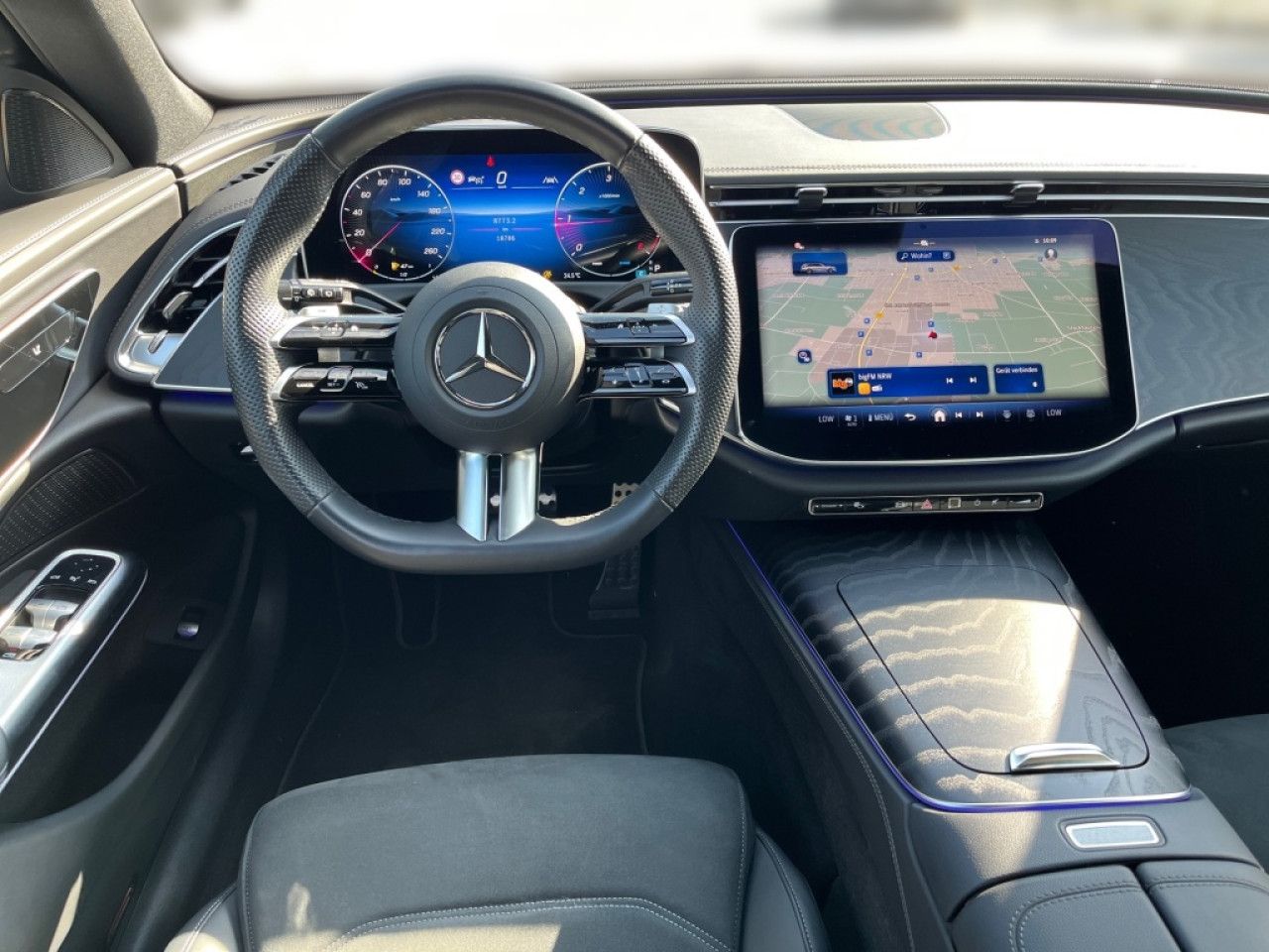 Mercedes-Benz E-Klasse – Bild 9