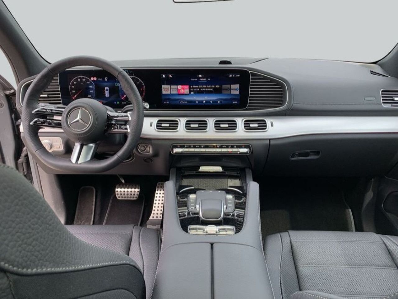 Mercedes-Benz GLS – Bild 11