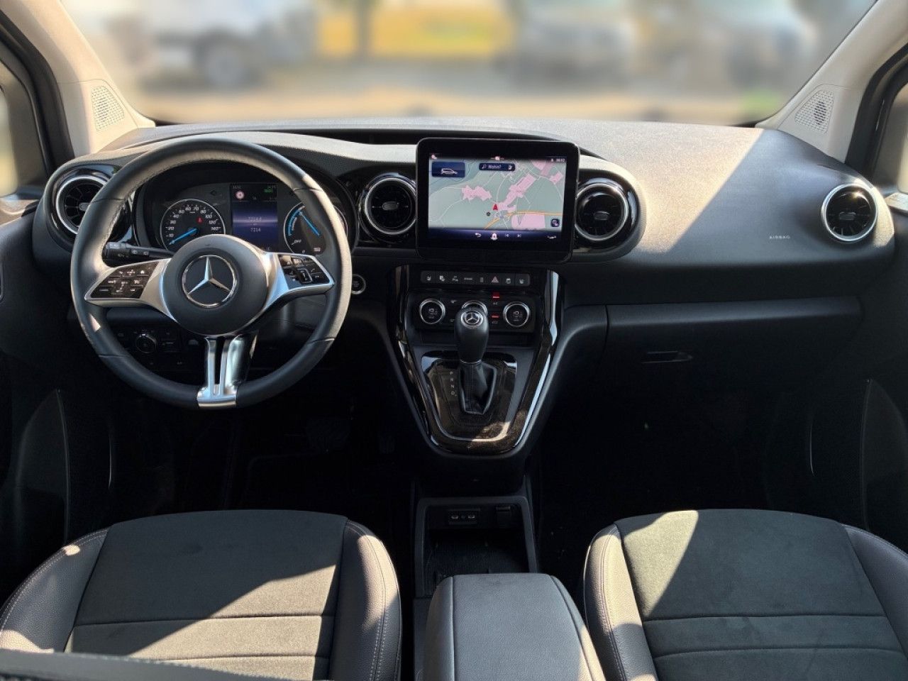Mercedes-Benz EQT – Bild 7