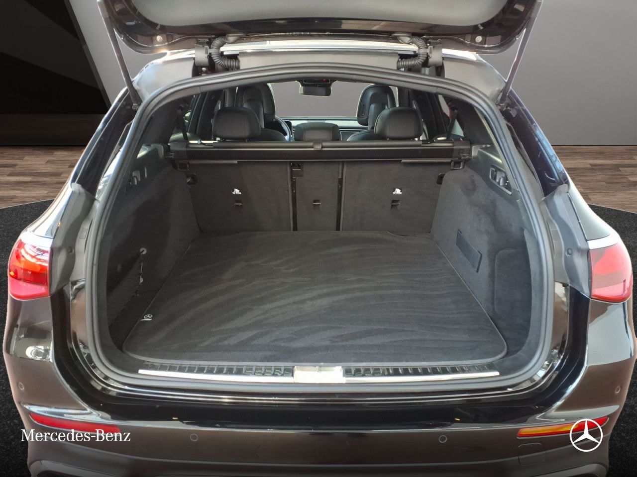 Mercedes-Benz E-Klasse – Bild 15