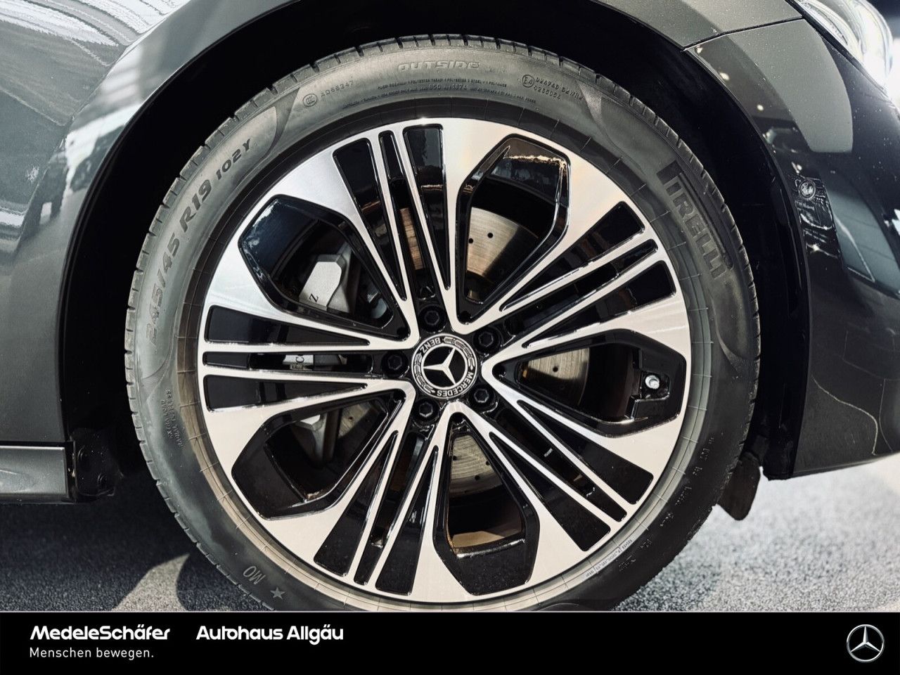 Mercedes-Benz E-Klasse – Bild 16
