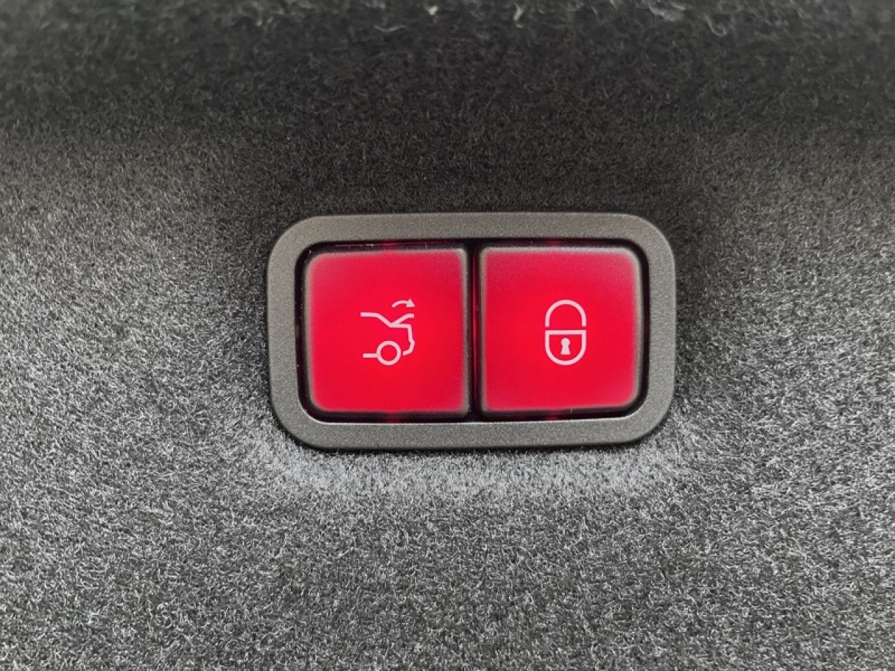 Photo du v&eacute;hicule 17 / 18