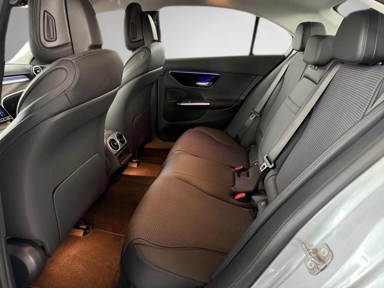 Mercedes-Benz C-Klasse – Bild 16