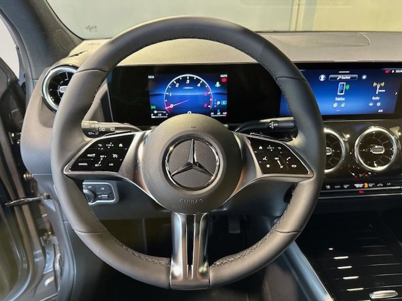 Mercedes-Benz GLA – Bild 3