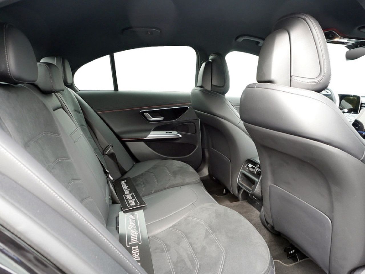 Mercedes-Benz E-Klasse – Bild 6