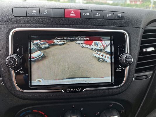 Vehicle image 16 / 16