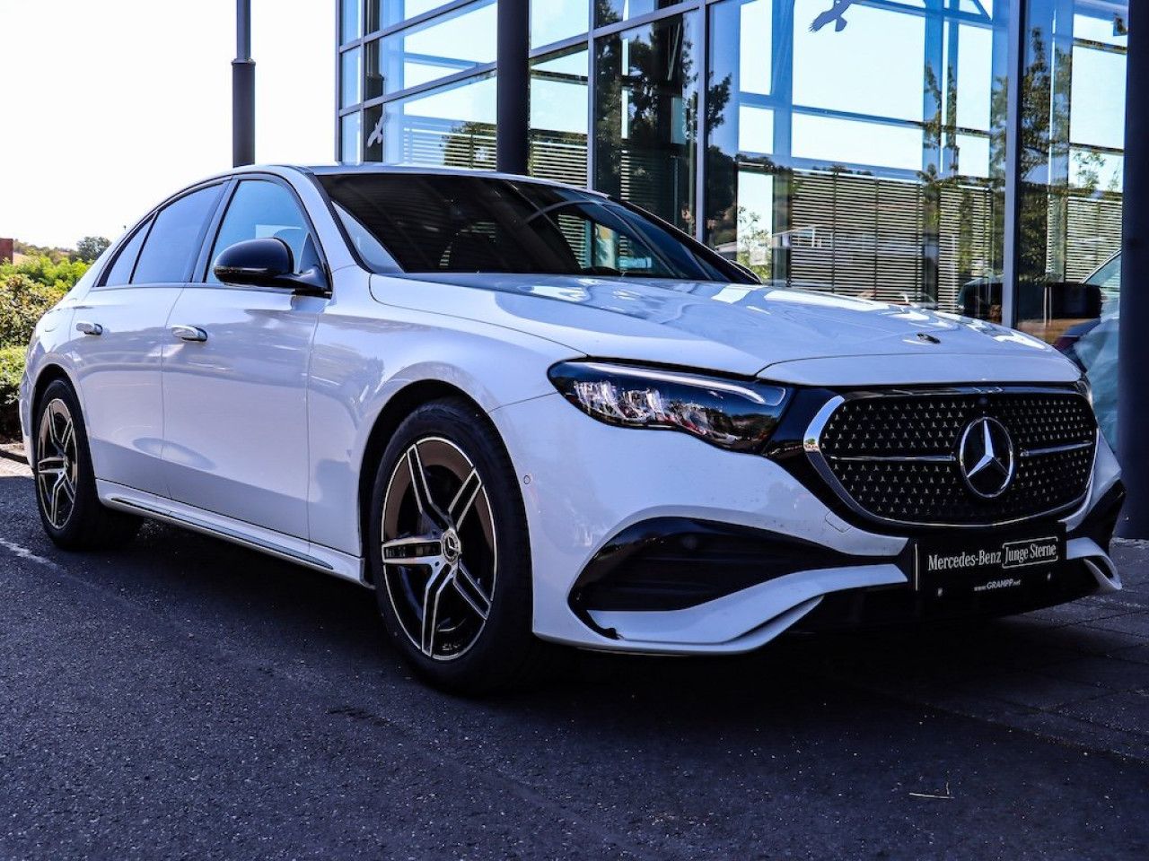 Mercedes-Benz E-Klasse – Bild 16