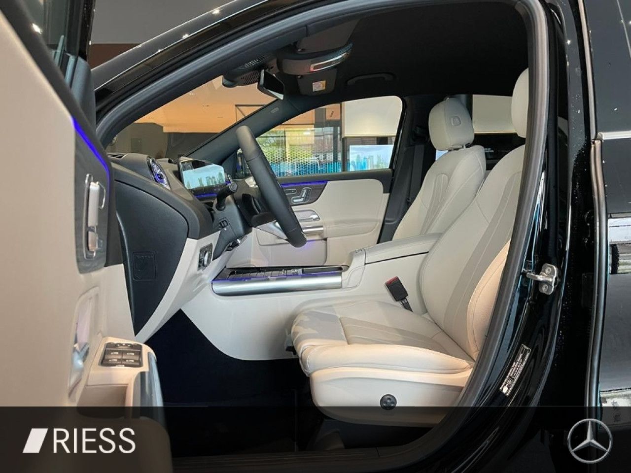 Mercedes-Benz GLA – Bild 2