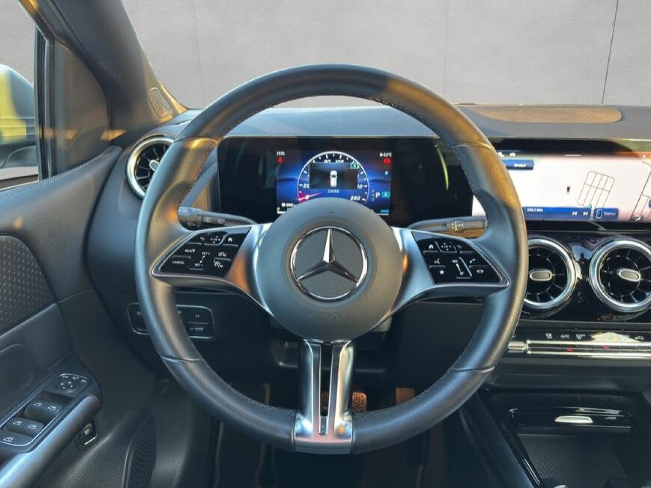 Fahrzeugbild 11 / 15