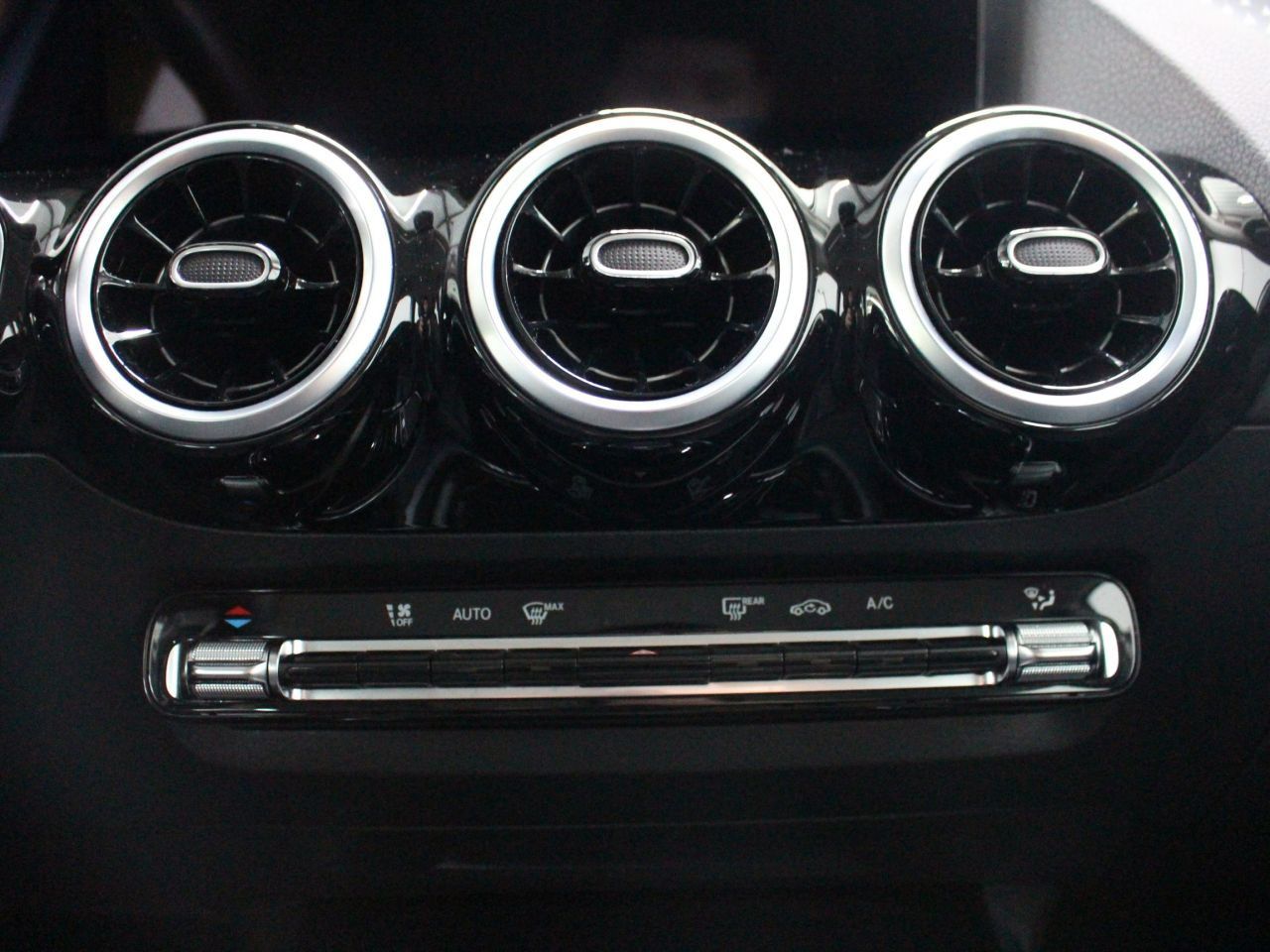 Fahrzeugbild 14 / 19