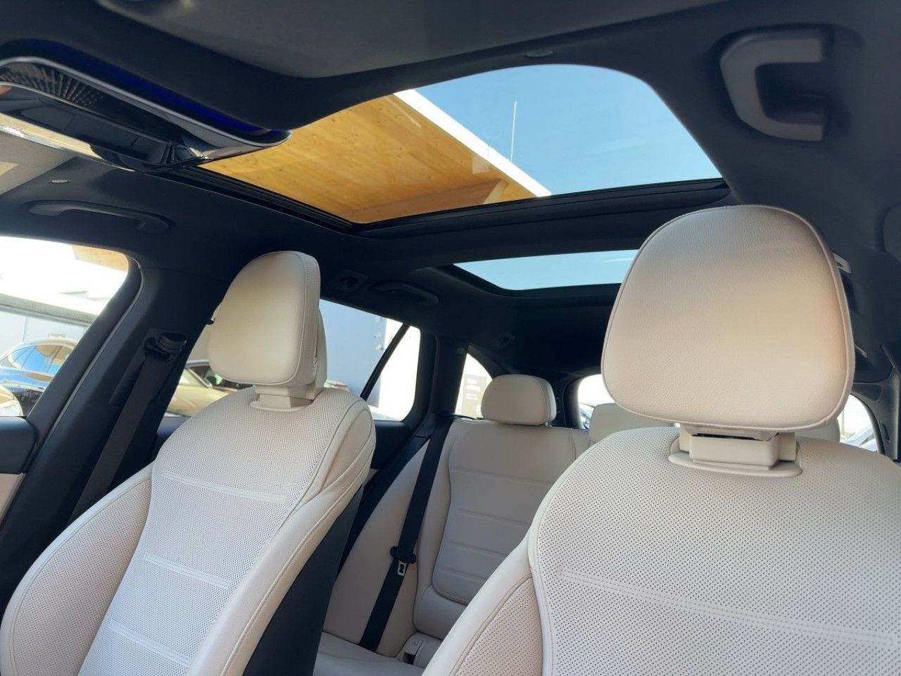 Fahrzeugbild 16 / 18