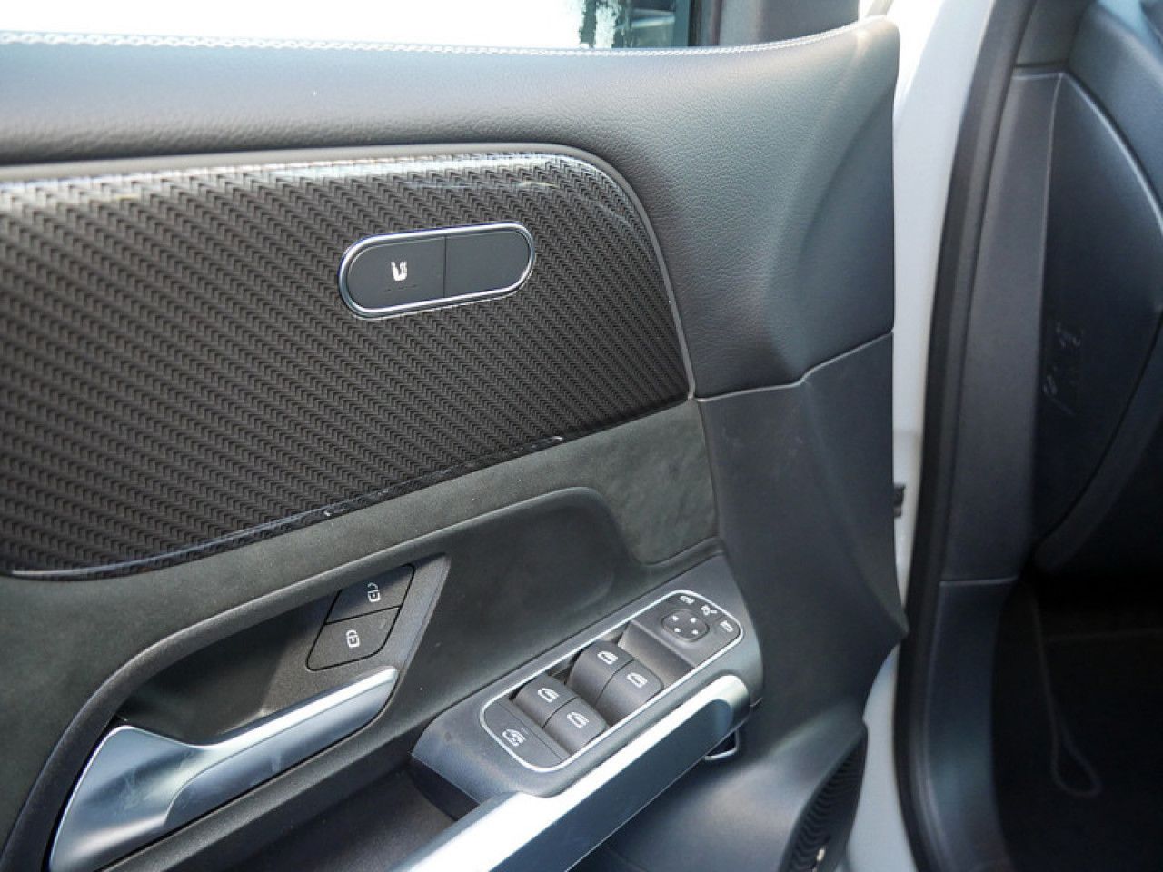 Mercedes-Benz GLB – Bild 14
