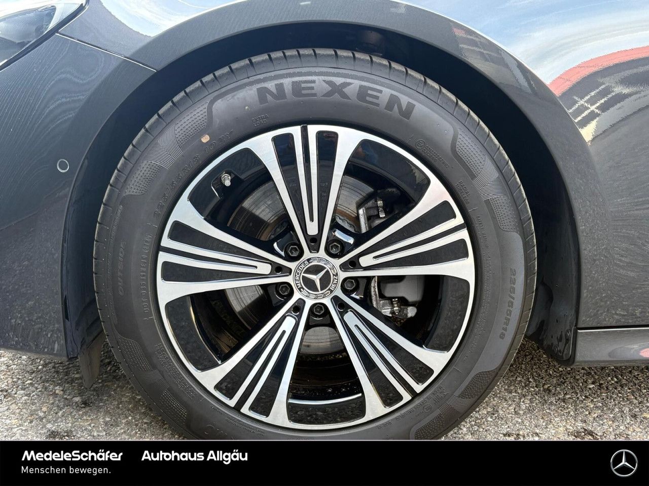 Mercedes-Benz E-Klasse – Bild 8