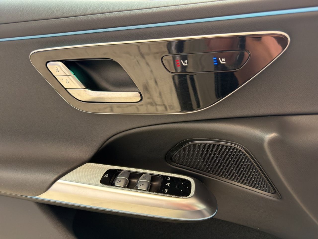 Mercedes-Benz E-Klasse – Bild 6