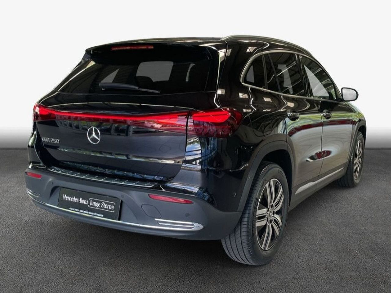 Mercedes-Benz EQA – Bild 2