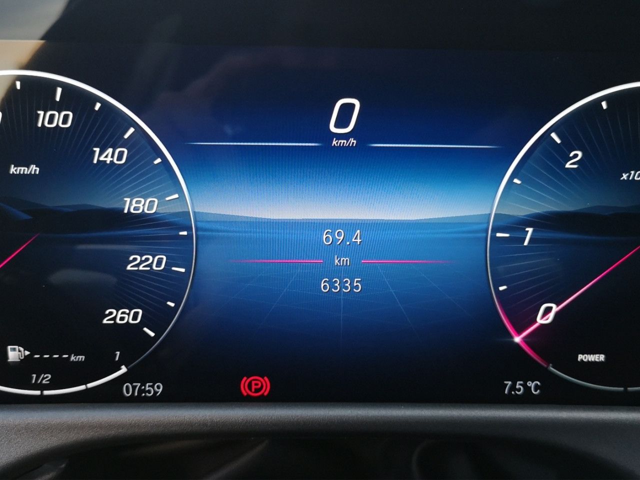 Mercedes-Benz E-Klasse – Bild 11