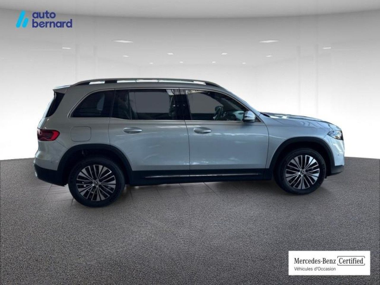 Photo du v&eacute;hicule 4 / 18