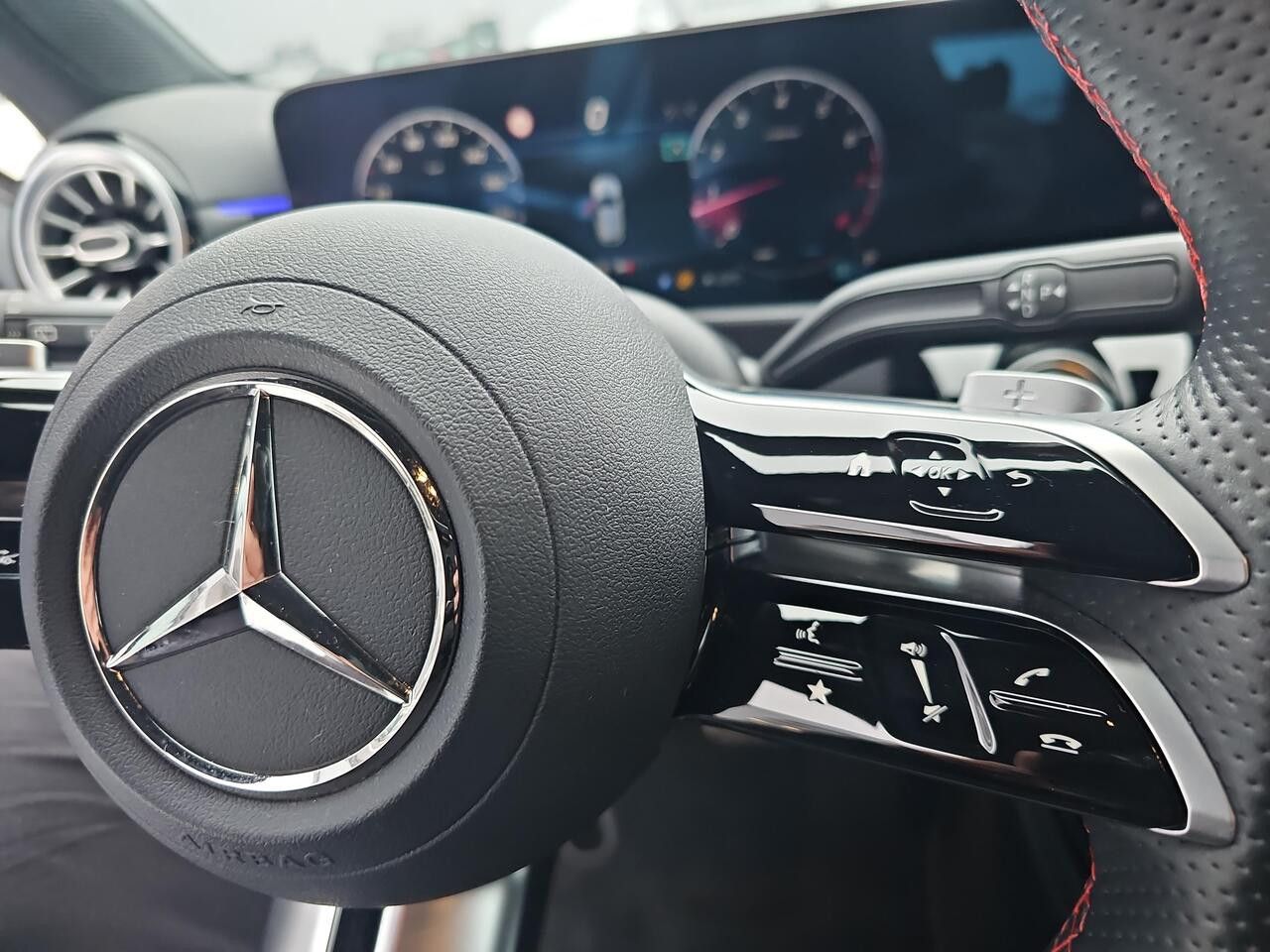 Zdjęcie pojazdu 20 / 23