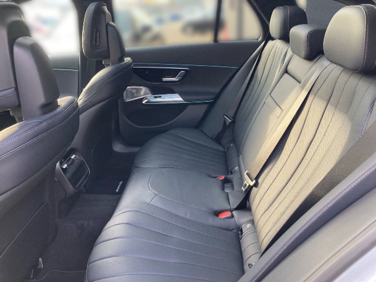 Mercedes-Benz E-Klasse – Bild 11