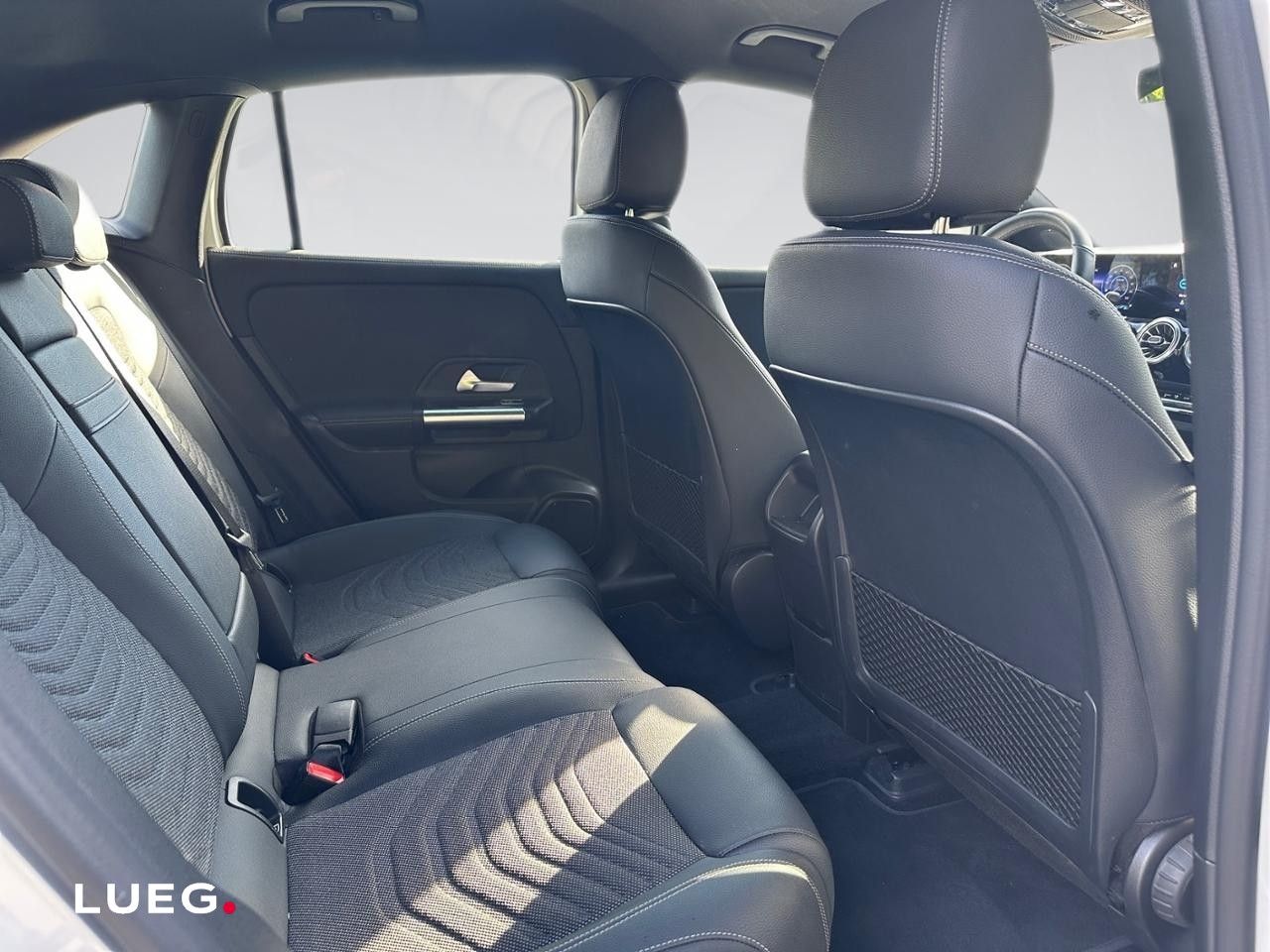 Mercedes-Benz EQA – Bild 12